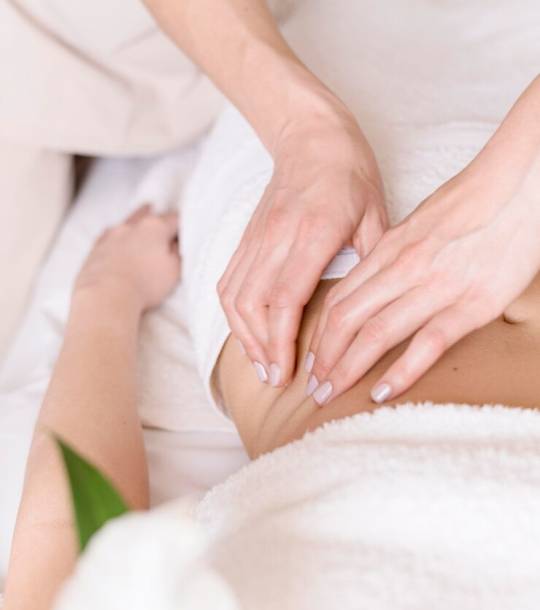 abdomen-massage-concept_23-2148531163 abdomen-massage-concept_23-2148531163
